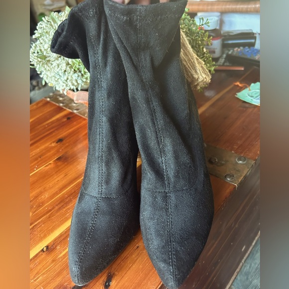 Sock booties - Picture 5 of 8